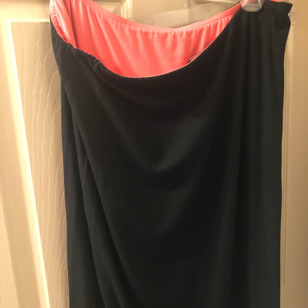 Two piece suit - Picture 6 of 16